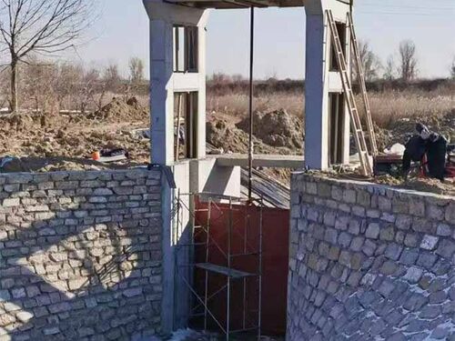 側搖啟閉機：農田渠道閘門的省力操作改造實踐整體外觀 | 通用型結構 | 閘門整體結構展示