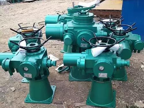 標題：手電兩用啟閉機閘門DN1000+泵站PLC遠程控制，這波“智能升級”省了30%運維成本！文章配圖