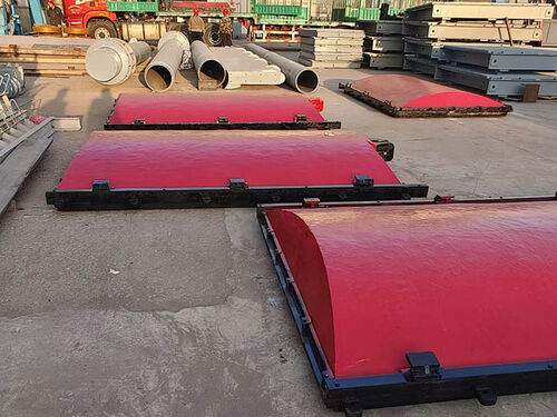 小型渠道轉(zhuǎn)蓋閘門(mén) 轉(zhuǎn)蓋啟閉 密封嚴(yán)實(shí) 排水適用 質(zhì)量可靠 | 一線(xiàn)實(shí)操優(yōu)選配置，性?xún)r(jià)比之選產(chǎn)品實(shí)物圖