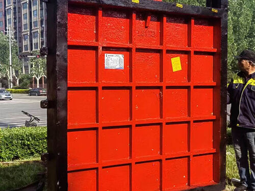 3×3米雙吊點(diǎn)鑄鐵閘門實(shí)操秘籍：電機(jī)轉(zhuǎn)速差≤5%如何穩(wěn)如磐石？文章配圖