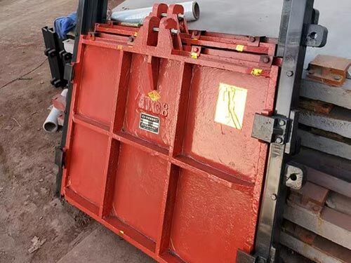 鑄鐵調(diào)節(jié)堰門 鑄鐵材質(zhì) 耐腐耐用 渠道 排水專用｜15年一線實(shí)操驗(yàn)證的高性價(jià)比之選整體外觀 | 鑄鐵 | 堰門整體結(jié)構(gòu)展示